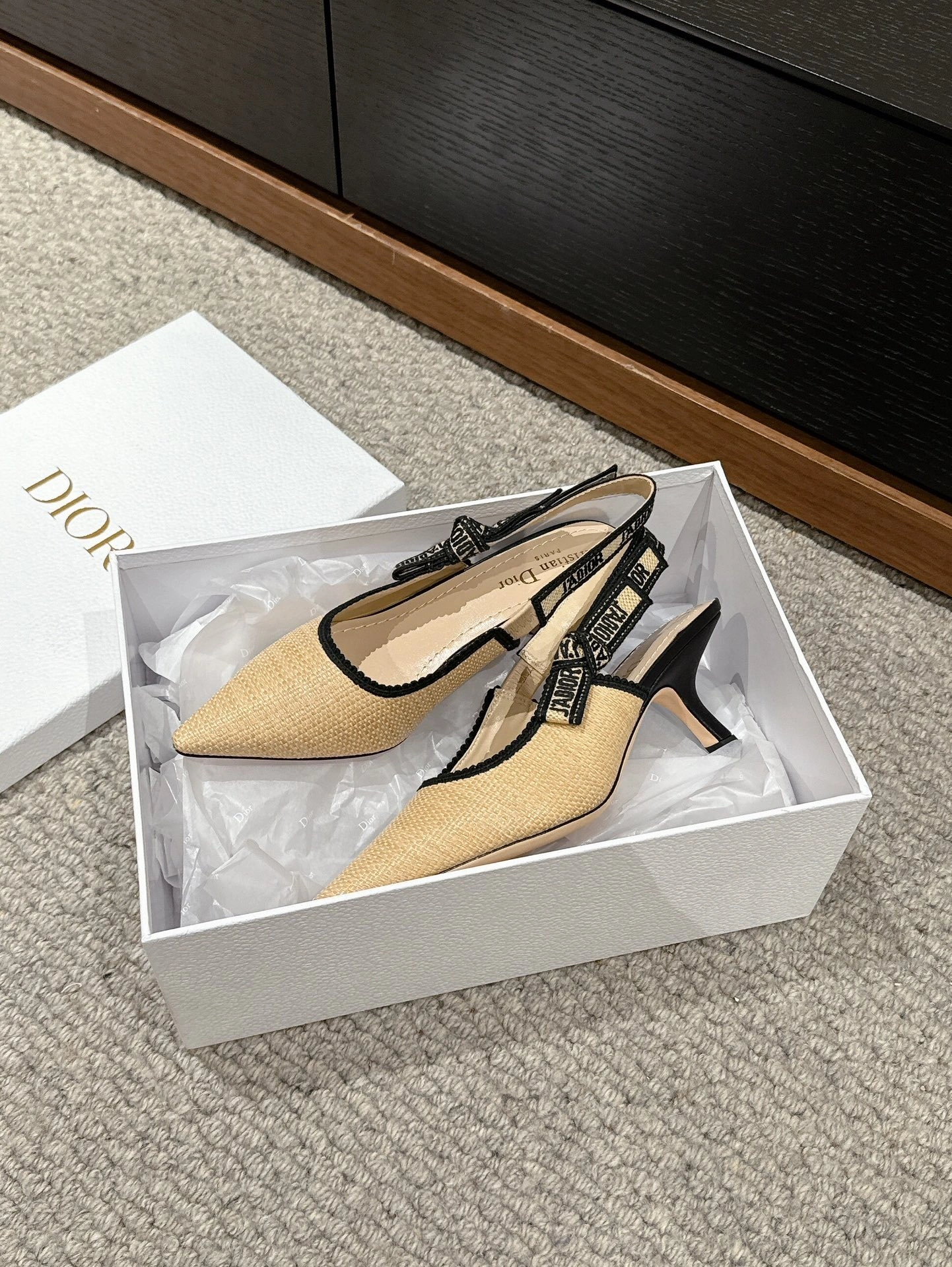 COCO-- 4ior KCV232ECJ_S04J KDV232ECJ_S04J Heel height：6.5CM Calfskin sheepskin item:D-X158F1262